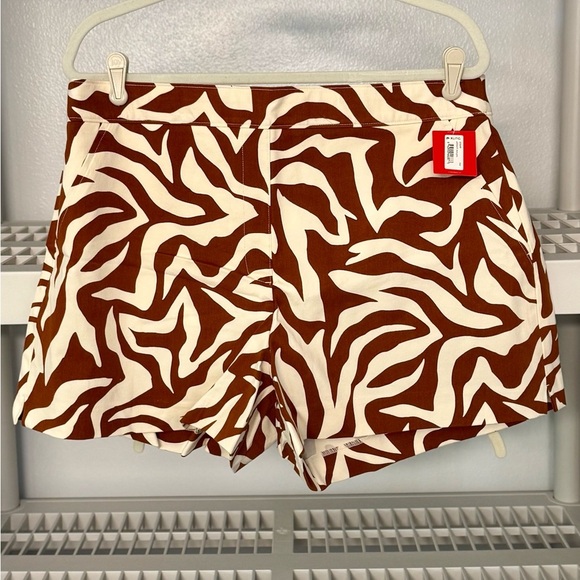 NWT Spanx On The Go Print 4-Inch Shorts Clay Zebra Stripe Size XL - Picture 1 of 11